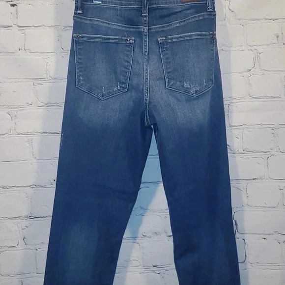 Judy Blue Slim Fit Distressed Medium Wash Size 25 - Picture 8 of 12
